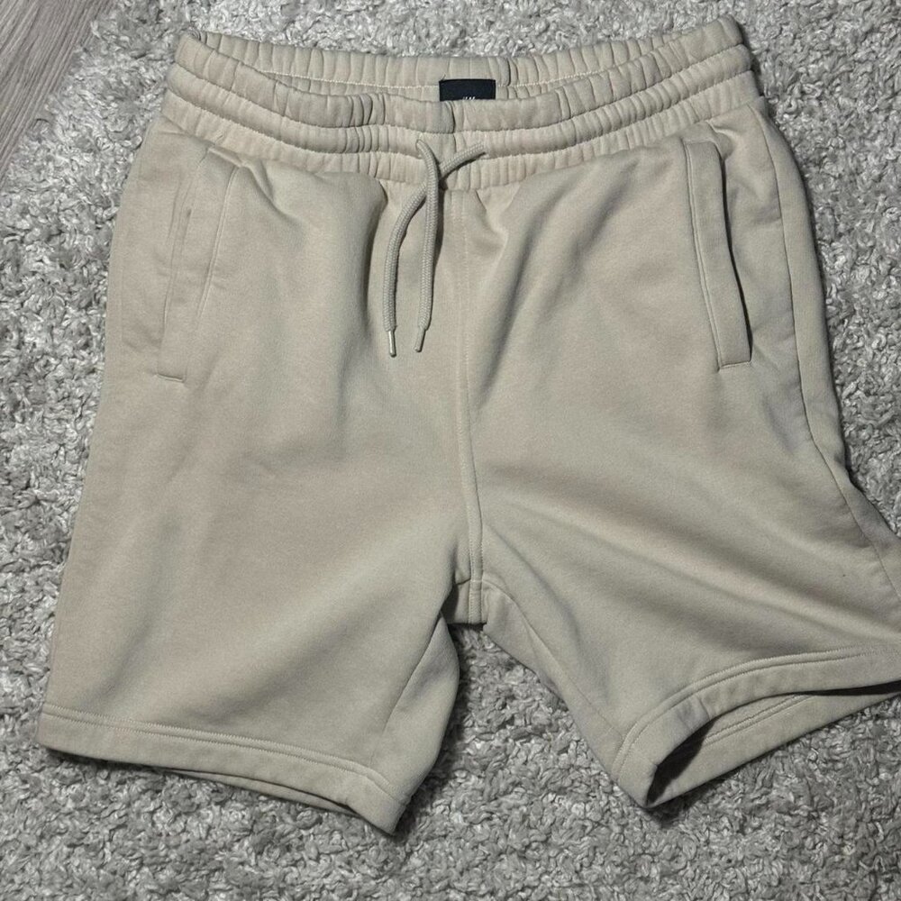 h&m men short large size